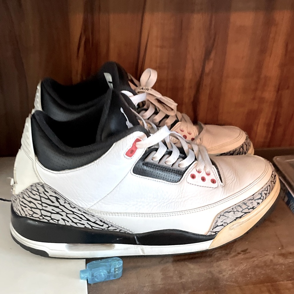 Jordan 3’s used, no box. Vintage wear